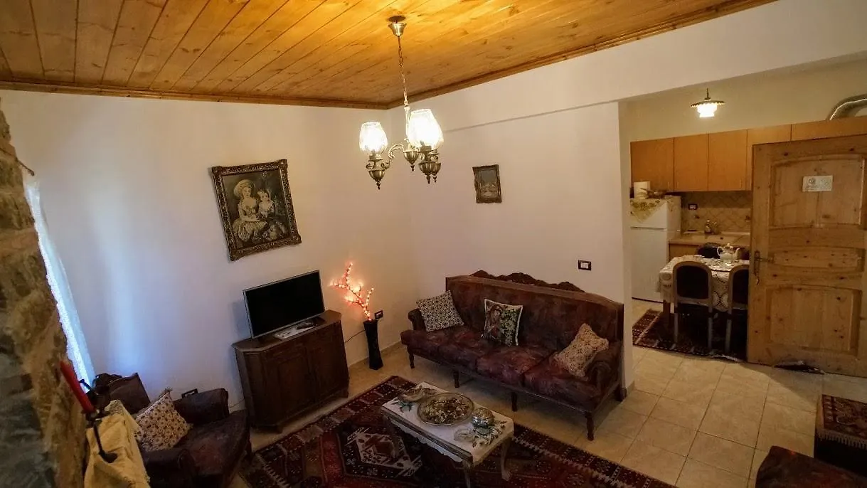 Apartment The Home Of Diplomacy Gjirokaster