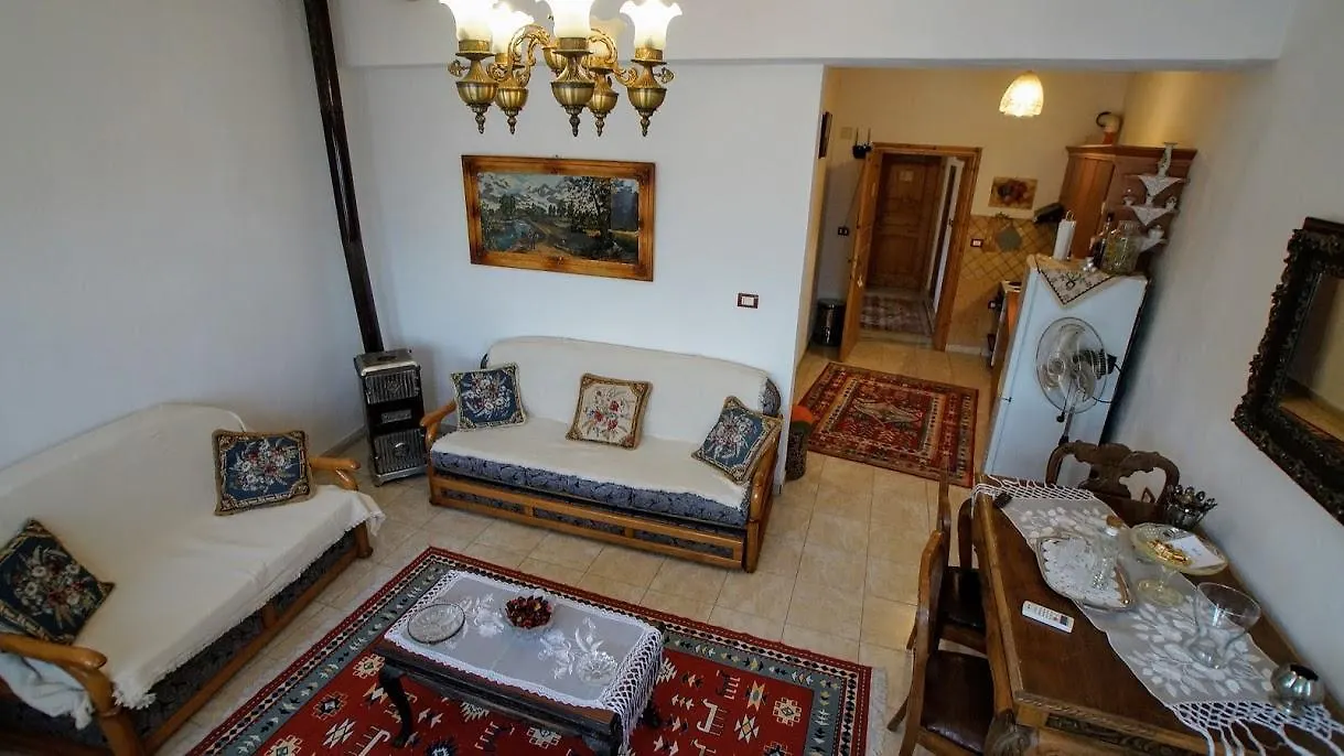 The Home Of Diplomacy Gjirokaster Apartment